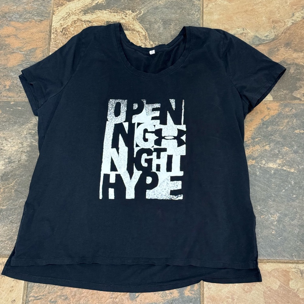 Women’s Under Armour T-Shirt